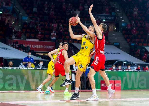 一方面是避 一方面是避