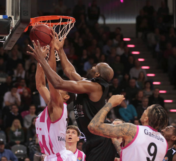 的连续冲击 的连续冲击